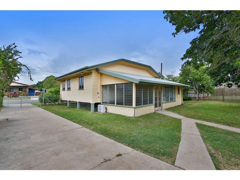 65 HAMMETT STREET, Currajong QLD 4812