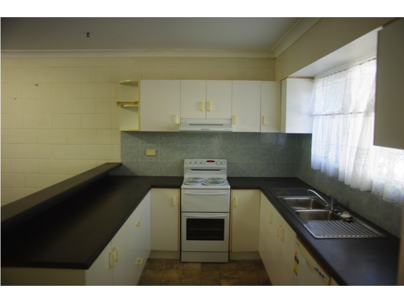 3/19 Second Avenue, Railway Estate QLD 4810