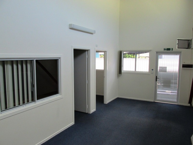 96 DEARNESS STREET, Garbutt QLD 4814