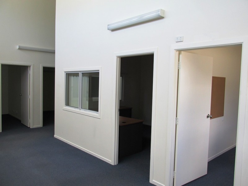 96 DEARNESS STREET, Garbutt QLD 4814