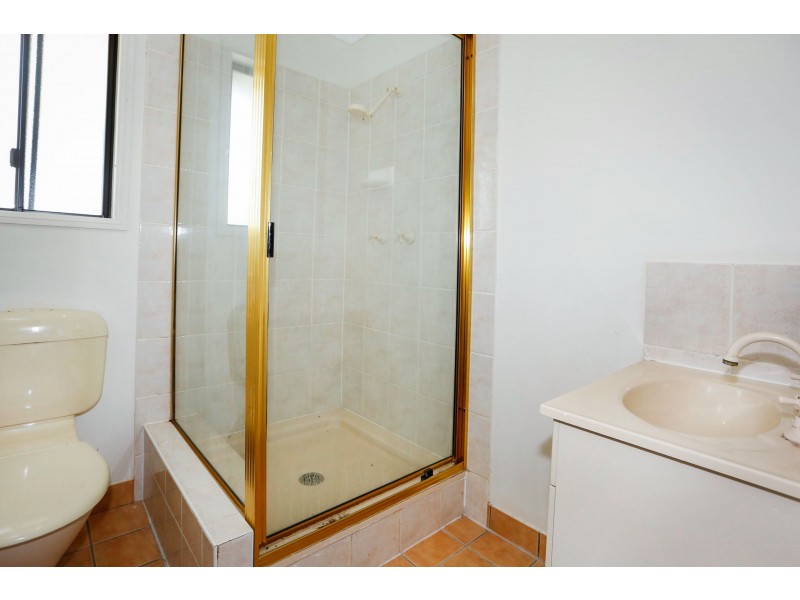 2 Bellamy Street, Rasmussen QLD 4815