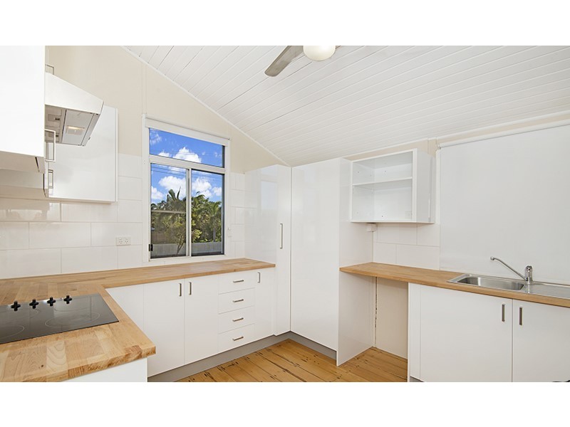 74 TODD STREET, Railway Estate QLD 4810