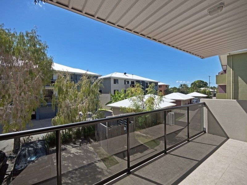 100 Ninth Avenue, Railway Estate QLD 4810