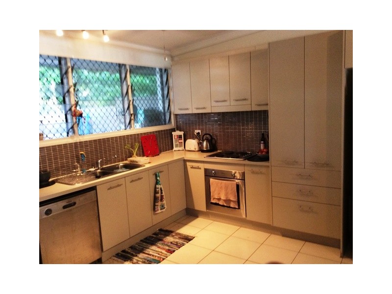 3/53 Princes Road, Hyde Park QLD 4812