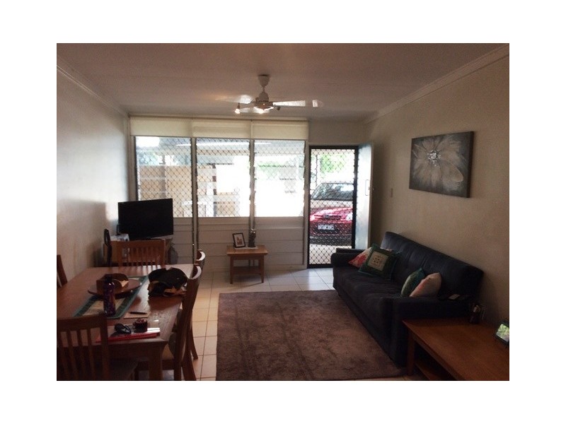 3/53 Princes Road, Hyde Park QLD 4812