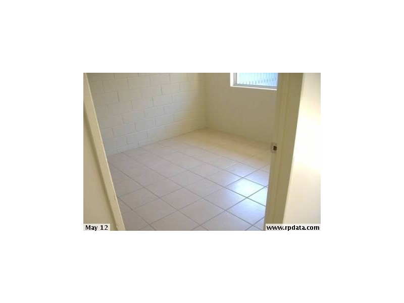 4/54 Percy Street, West End QLD 4810