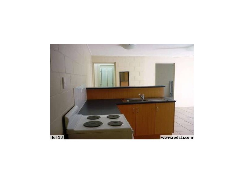 4/54 Percy Street, West End QLD 4810