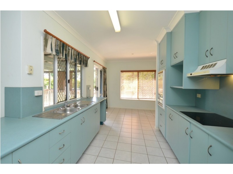 4 JOYARD COURT, Rangewood QLD 4817