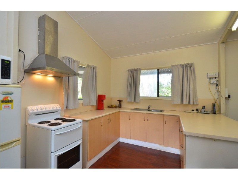 78 Frank Randell, Cungulla QLD 4816