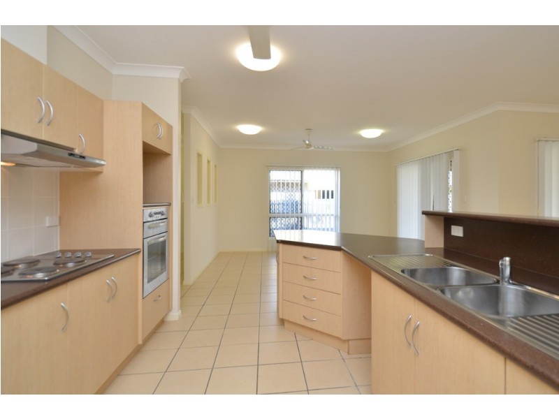 22 MARCHWOOD AVENUE, Kirwan QLD 4817