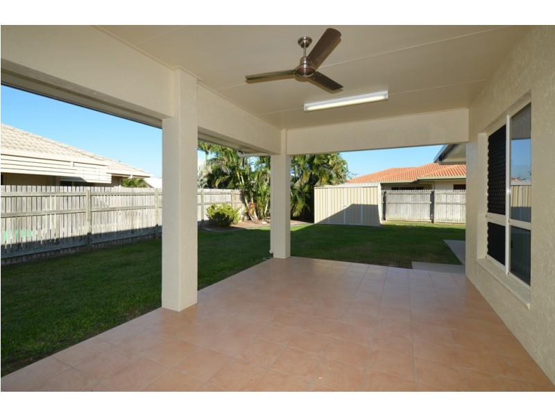 22 MARCHWOOD AVENUE, Kirwan QLD 4817