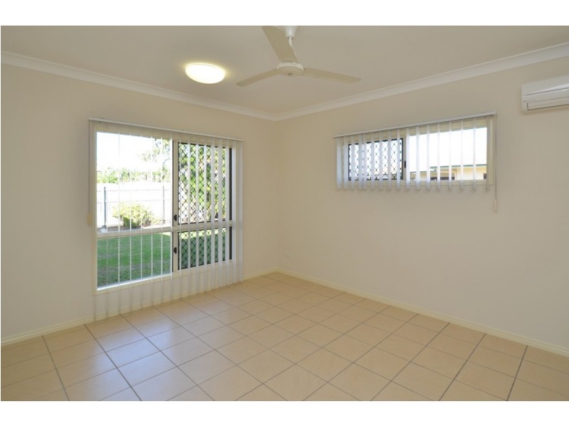 22 MARCHWOOD AVENUE, Kirwan QLD 4817