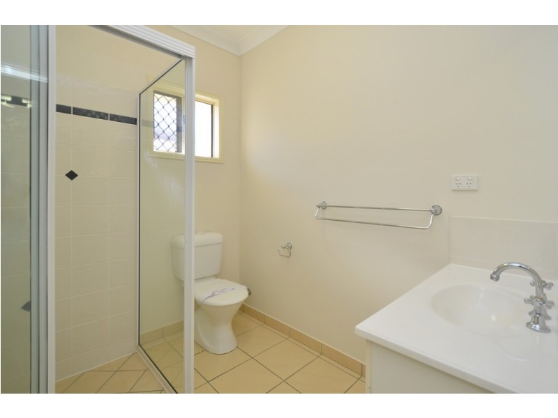 22 MARCHWOOD AVENUE, Kirwan QLD 4817