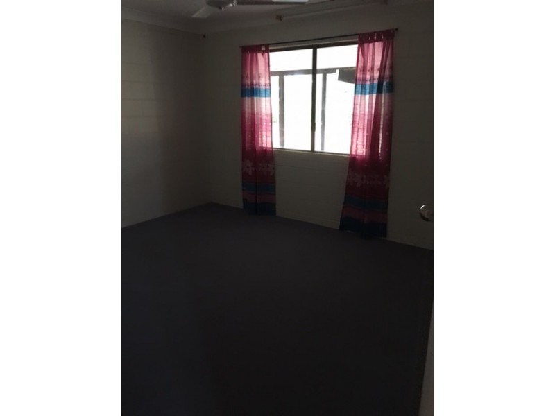 34 Benalla Road, Oak Valley QLD 4811