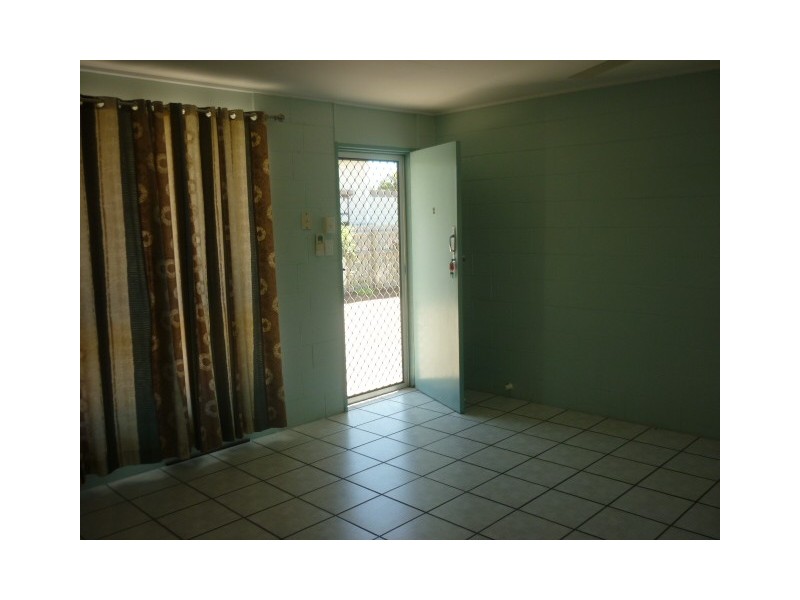 2/36 BROOKS STREET, Railway Estate QLD 4810