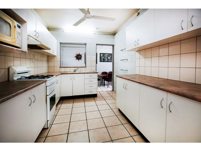 82 CLARKE STREET, Garbutt QLD 4814