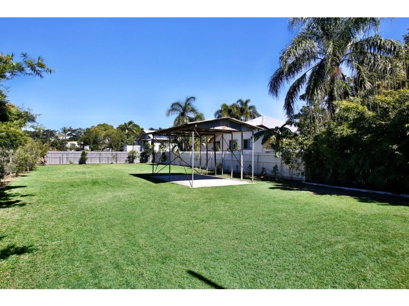 16 BROOKS STREET, Railway Estate QLD 4810