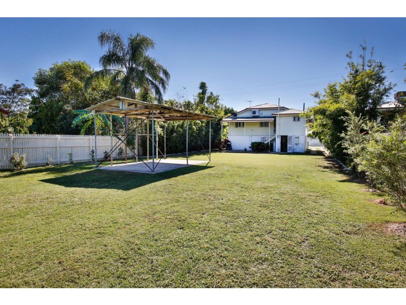 16 BROOKS STREET, Railway Estate QLD 4810
