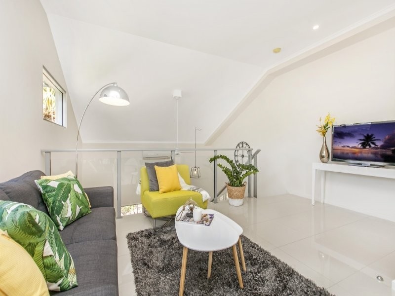 2/7 Winston Avenue, Stuart Park NT 0820