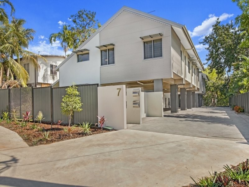 2/7 Winston Avenue, Stuart Park NT 0820