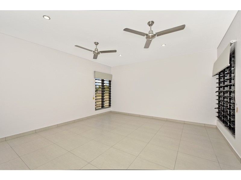 32 Ward Crescent, Muirhead NT 0810