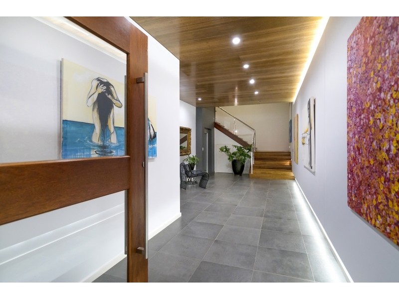 13 Cullen Bay Crescent, Cullen Bay NT 0820