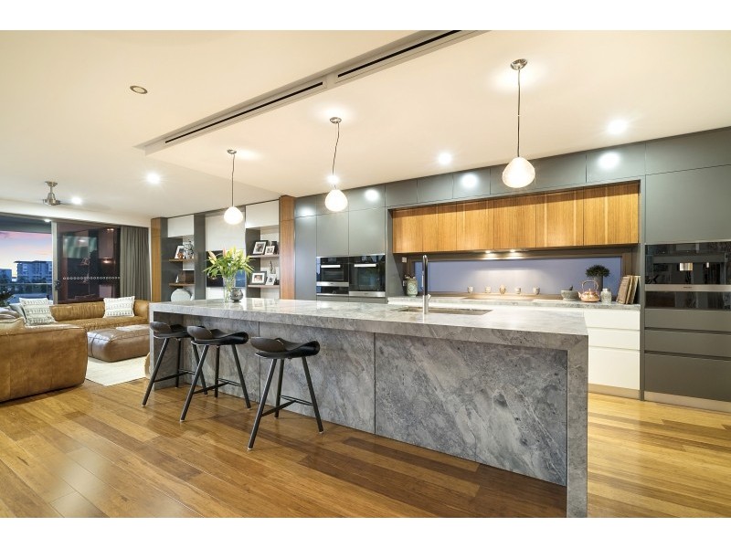 13 Cullen Bay Crescent, Cullen Bay NT 0820