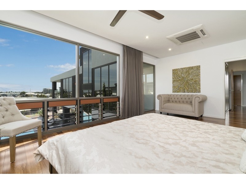 13 Cullen Bay Crescent, Cullen Bay NT 0820