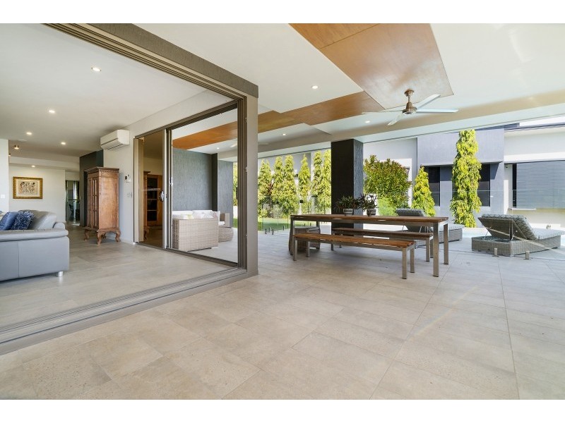 13 Cullen Bay Crescent, Cullen Bay NT 0820