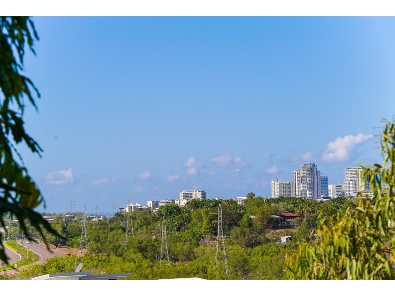 10/11 Brewery Place, Woolner NT 0820