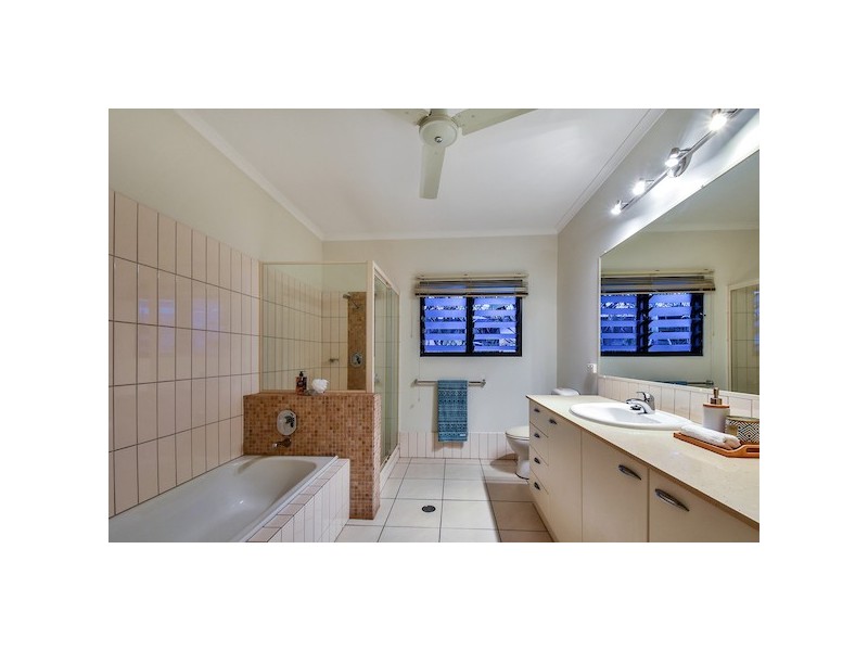 4/15 Packard Street, Larrakeyah NT 0820