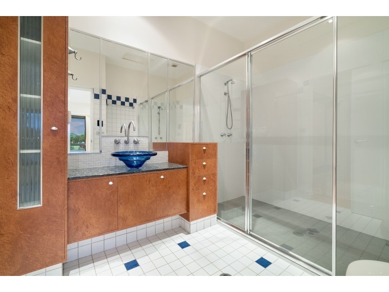 2/2 Bradhurst Court, Bayview NT 0820