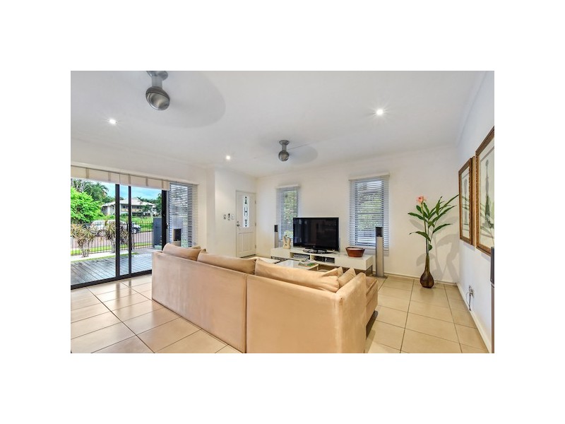 2/10 Gardens Hill Crescent, The Gardens NT 0820