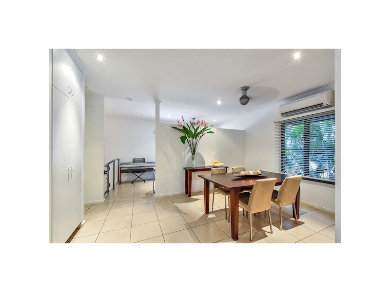 2/10 Gardens Hill Crescent, The Gardens NT 0820