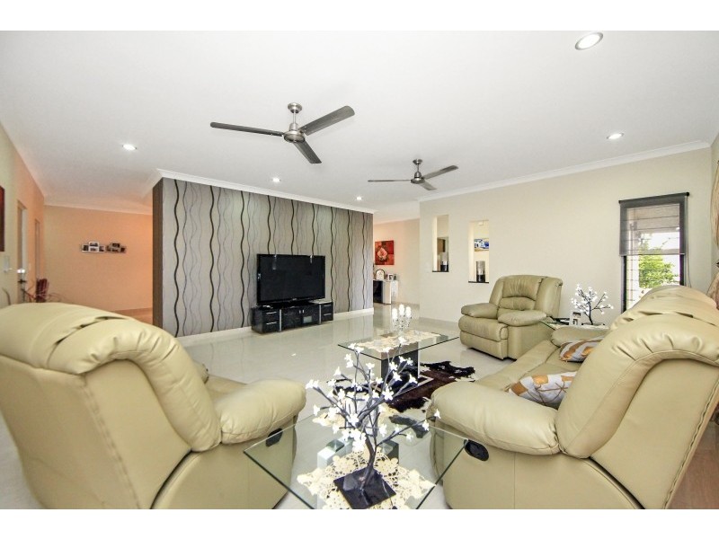 15 Barden Street, Muirhead NT 0810