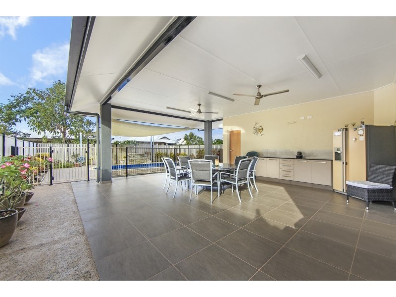 15 Barden Street, Muirhead NT 0810