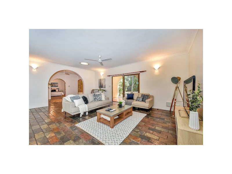 18 Kurrajong Crescent, Nightcliff NT 0810