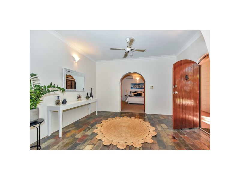 18 Kurrajong Crescent, Nightcliff NT 0810