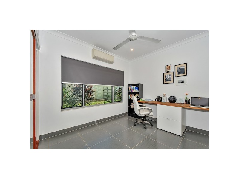 35 Mahoney Street, Muirhead NT 0810
