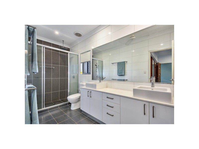35 Mahoney Street, Muirhead NT 0810