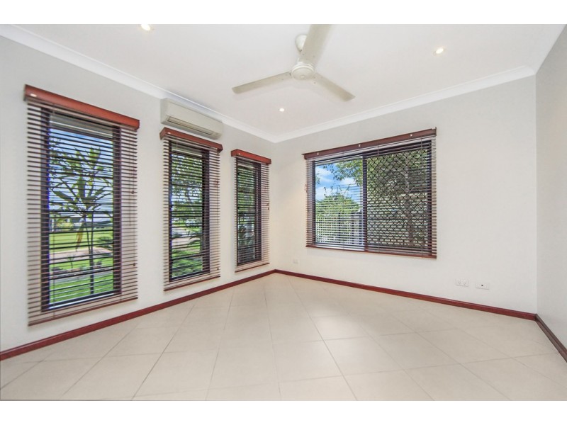 17 Allcorn Street, Farrar NT 0830