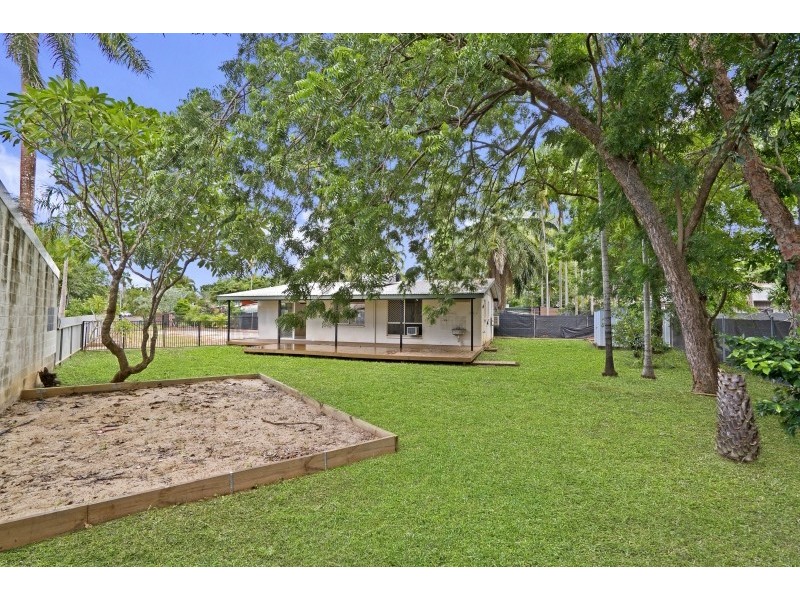 10 Compass Court, Woodroffe NT 0830
