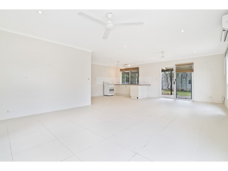 10 Compass Court, Woodroffe NT 0830