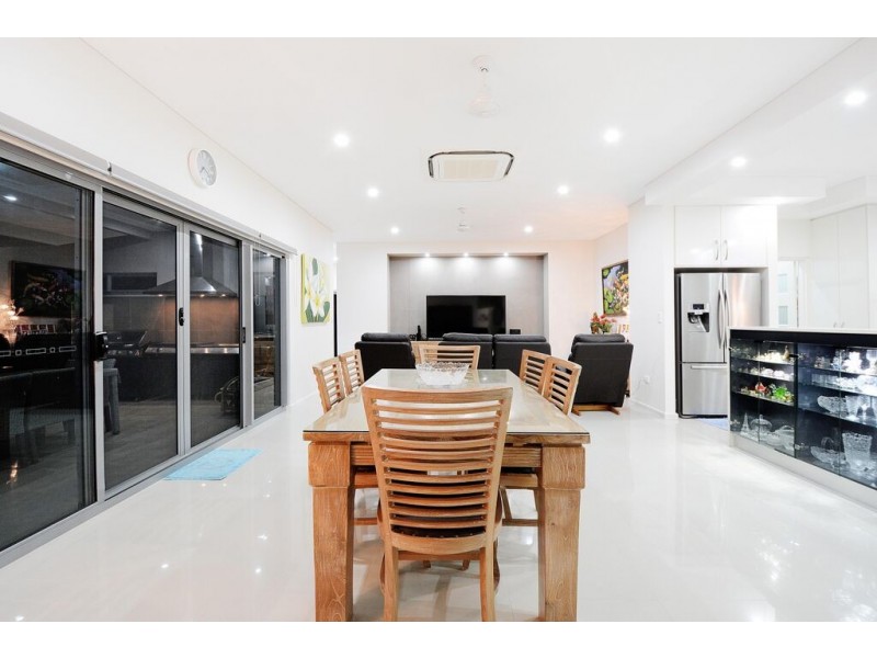 27 Bilingga Street, Lyons NT 0810