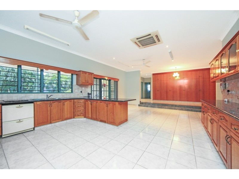 31 Hodgson Drive, Leanyer NT 0812