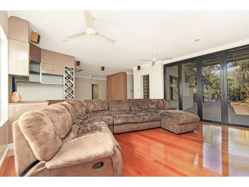 25 Cullen Bay Crescent, Larrakeyah NT 0820