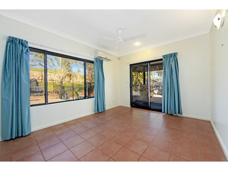 25 Cullen Bay Crescent, Larrakeyah NT 0820