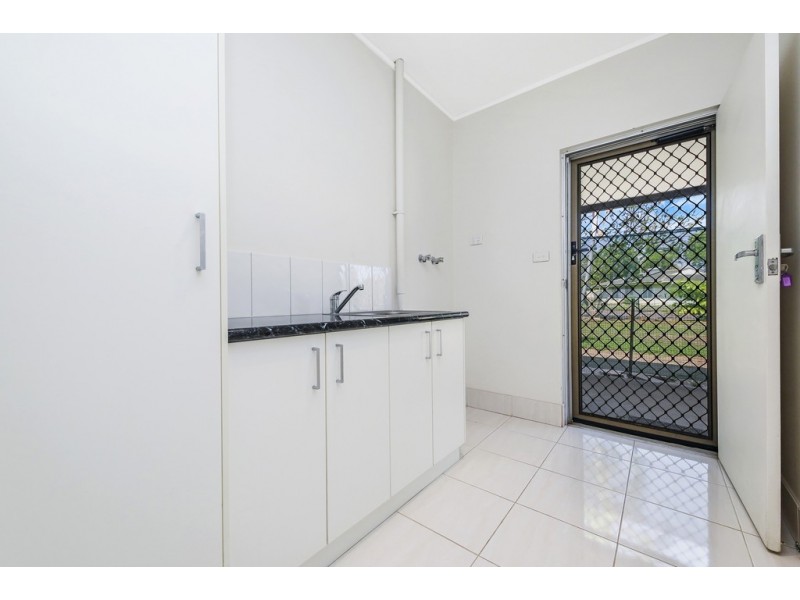 32 Caledonian Street, Anula NT 0812