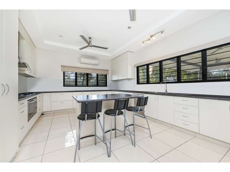 5 Marrabala Court, Lyons NT 0810