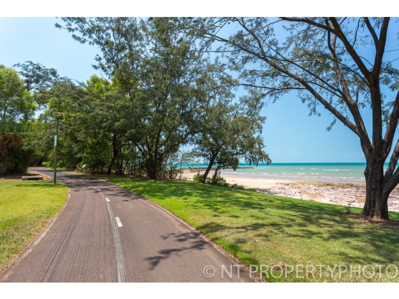 4 Radomi Crescent, Coconut Grove NT 0810